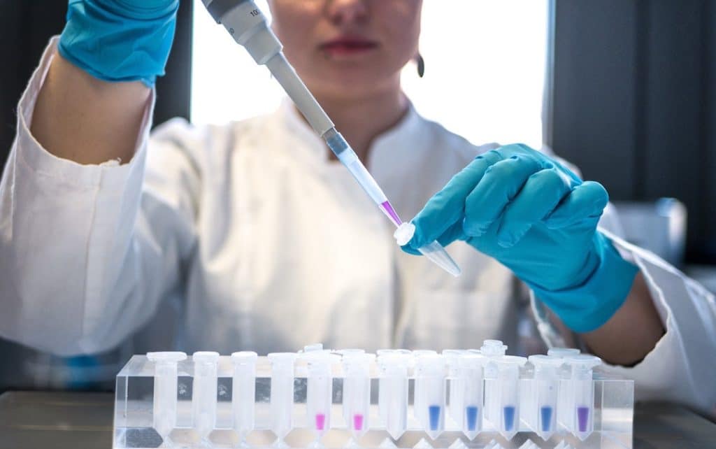 Woman testing samples in a labratory